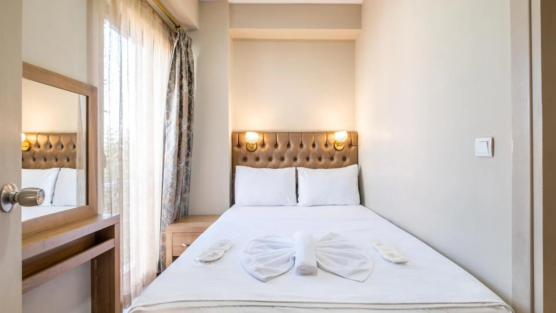 Lavin Hotel & Suites Стамбул 0*,