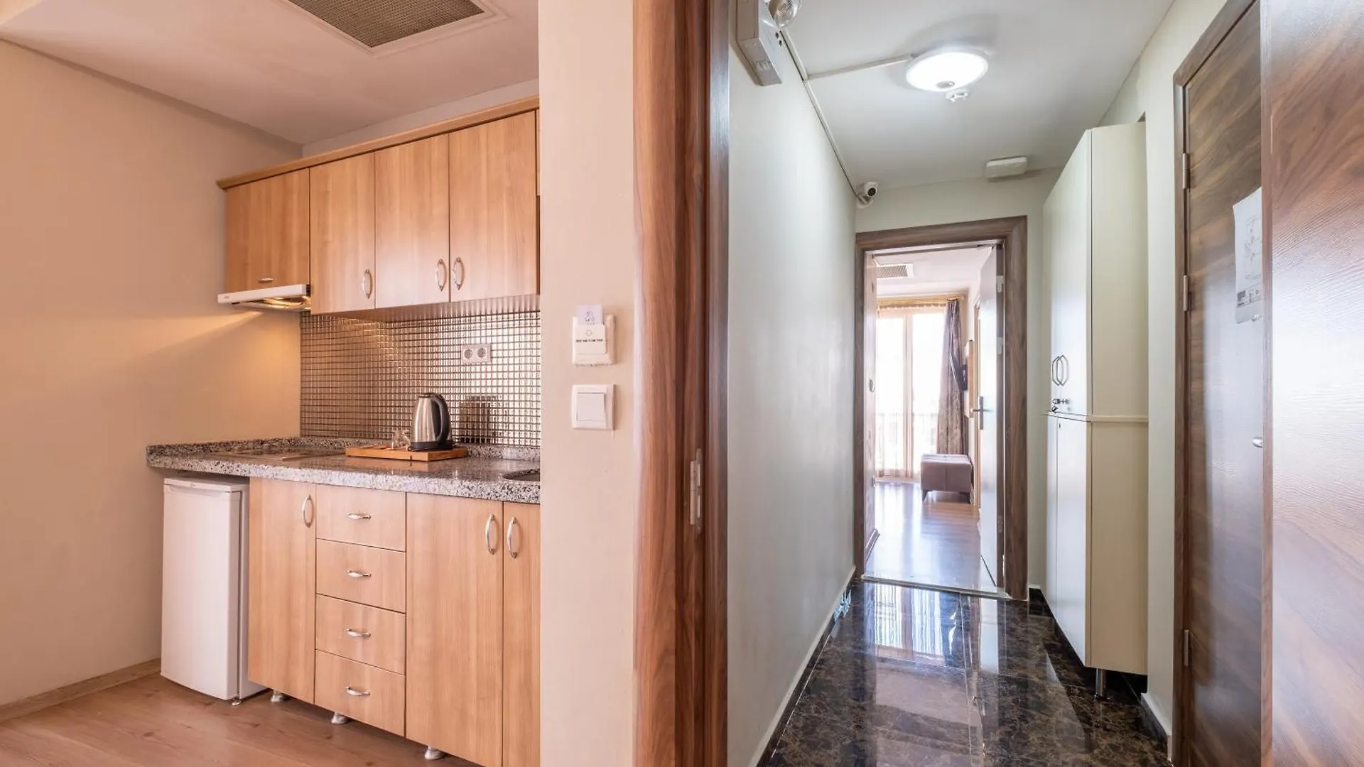 Lavin Hotel & Suites Стамбул