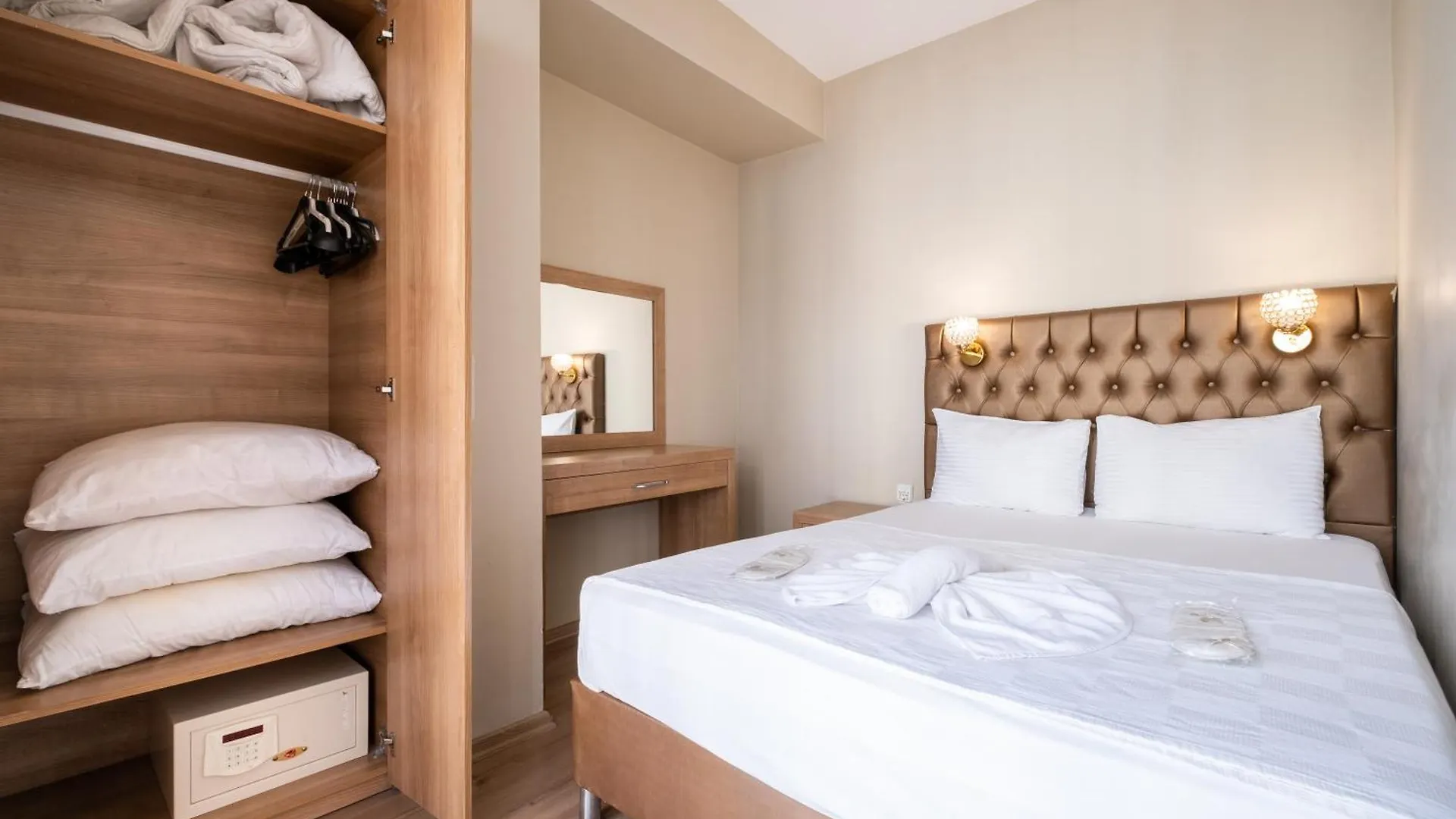 Lavin Hotel & Suites Стамбул 0*,  Турция