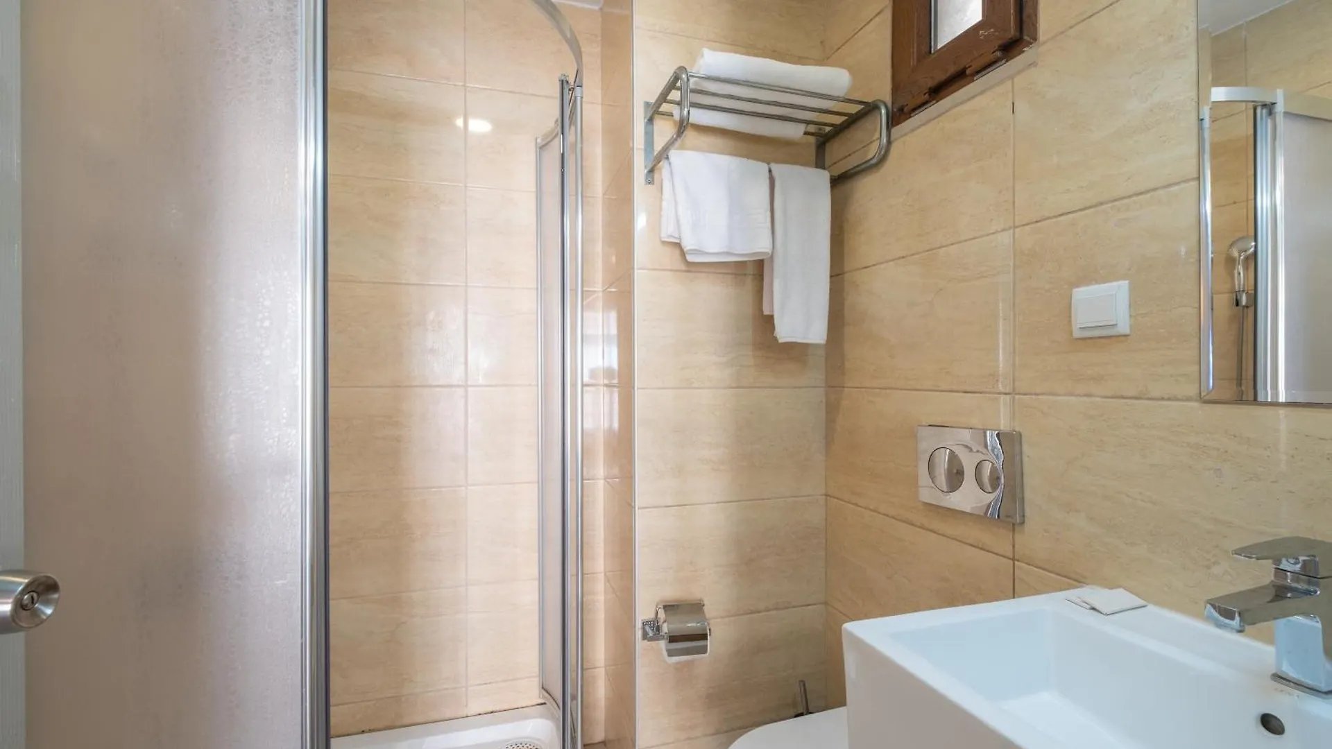 Lavin Hotel & Suites اسطنبول تركيا