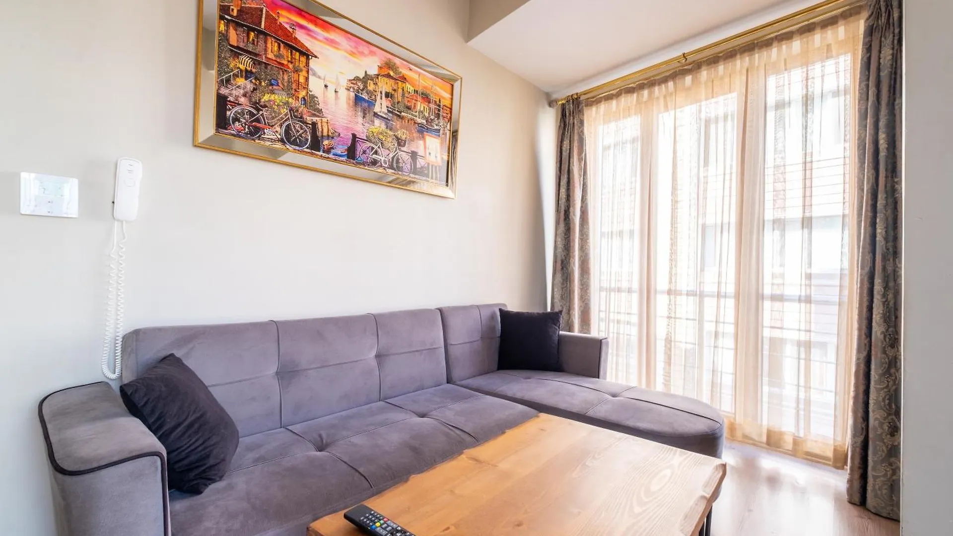 Lavin Hotel & Suites Стамбул