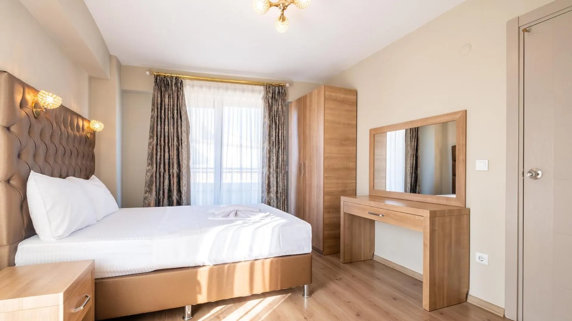 Lavin Hotel & Suites Стамбул