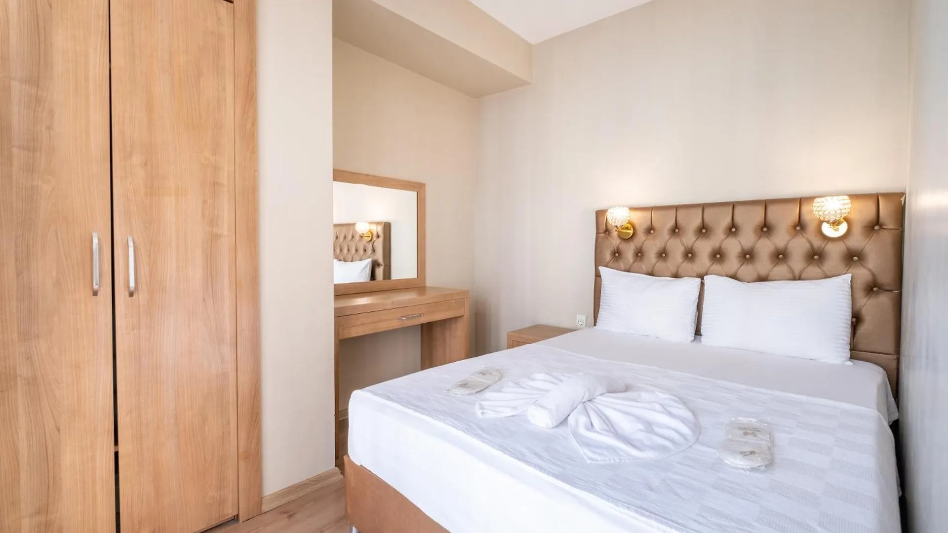 Lavin Hotel & Suites Стамбул